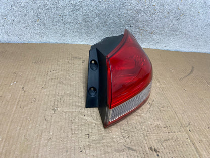 2014-2018 Kia Forte Right Passenger RH Side Tail Light AI8015 DW2