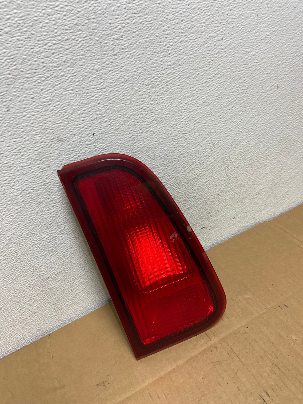 2003 - 2006 Lincoln Navigator Left Driver Lh Side Tail Light Inner AC7515 LK2