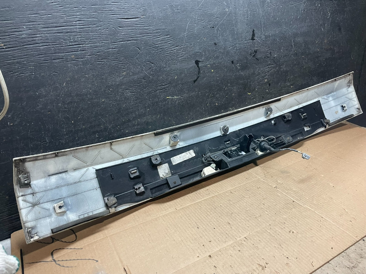 2011-2018 Dodge Grand Caravan Rear Tail Gate Trim Molding Panel OEM Y1764 DG8