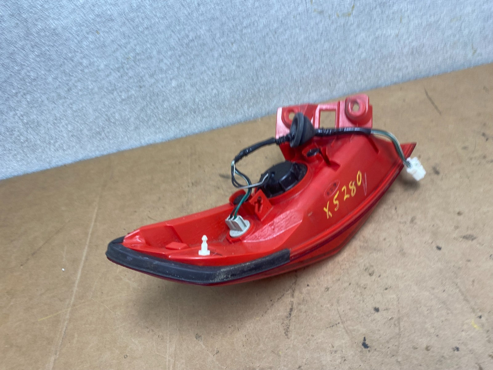 2003 to 2008 Infiniti FX35 FX45 Right Passenger RH Side Tail Light OEM X5280 DW6