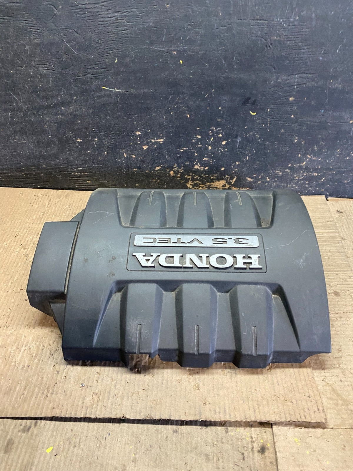 2006 to 2008 Honda Pilot Engine Cover Trim Bezel OEM W6257 DG1