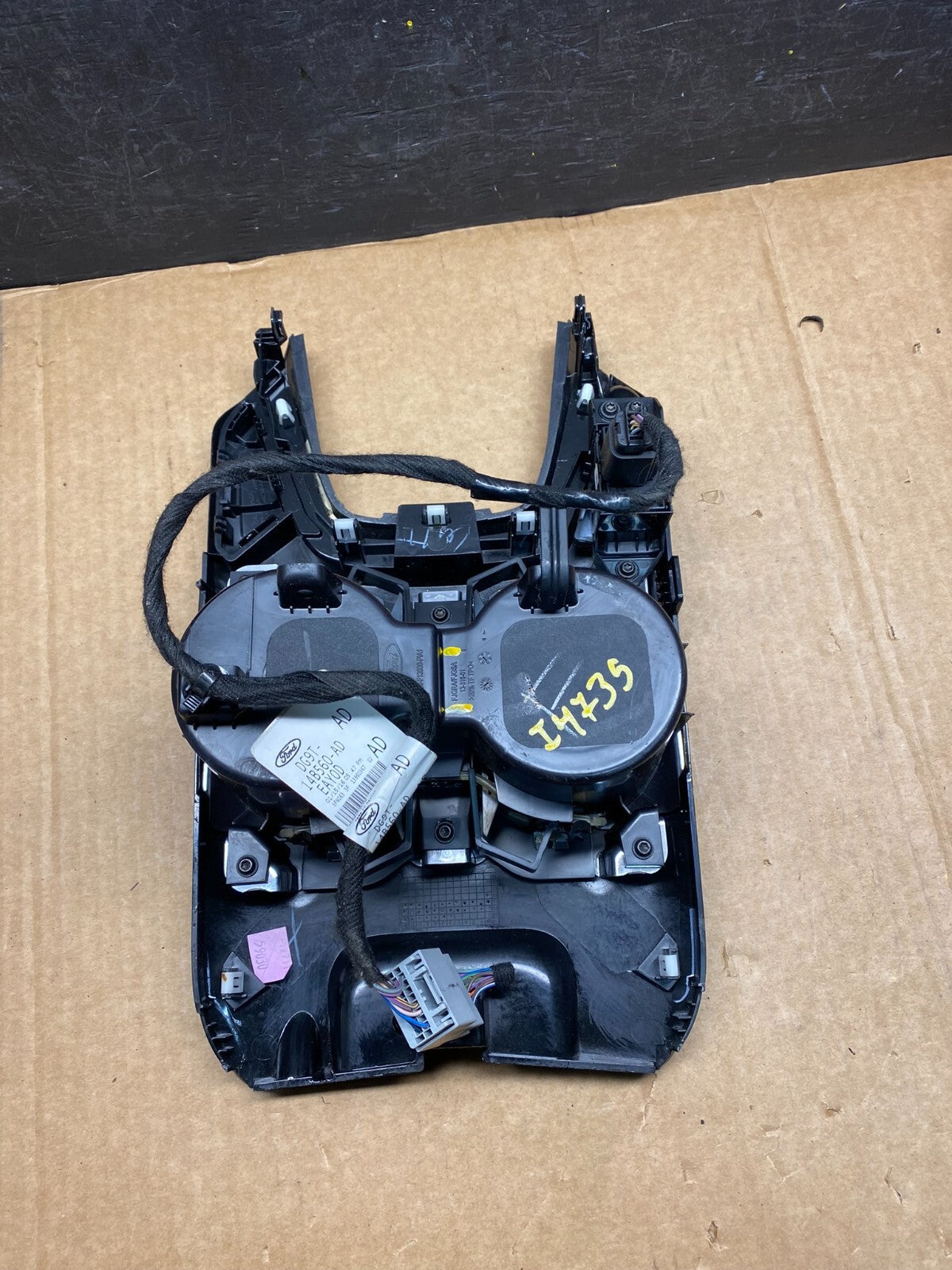 2013 to 2016 Ford Fusion Front Center Console Cup Holder Cupholder OEM i4735 DG15