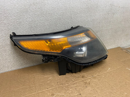 2011 to 2015 Ford Explorer Right Passenger Halogen Headlight Oem Z1508 PS2
