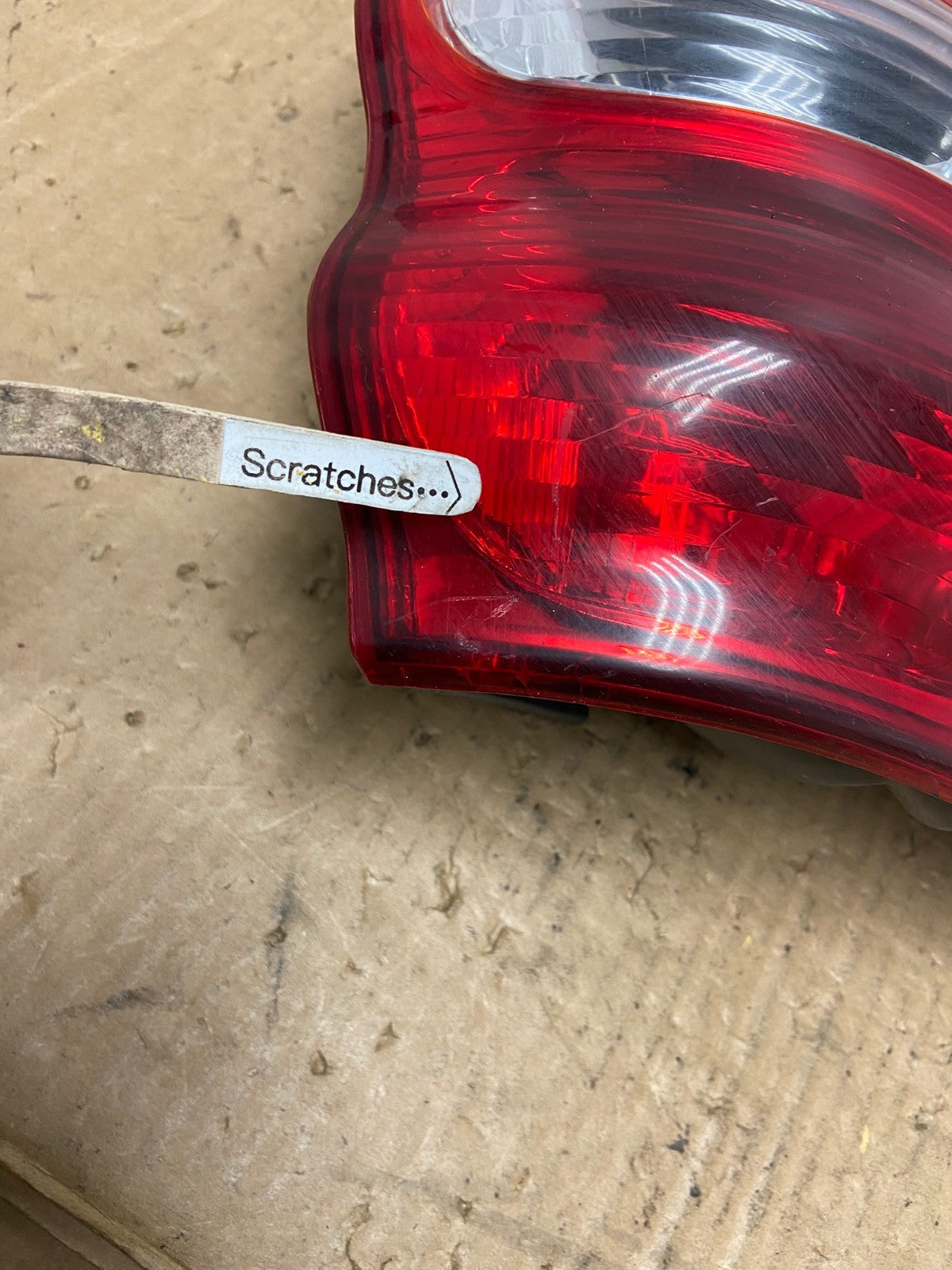 2001 to 2004 Toyota Sequoia Left Driver Lh Side Tail Light AC8304 LK3