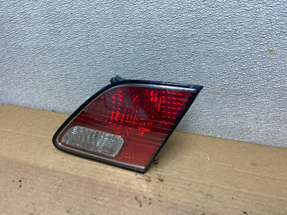 2002 2003 2004 Lexus Es300 Es330 Right Passenger Inner Tail Light Oem AB5210 LK1