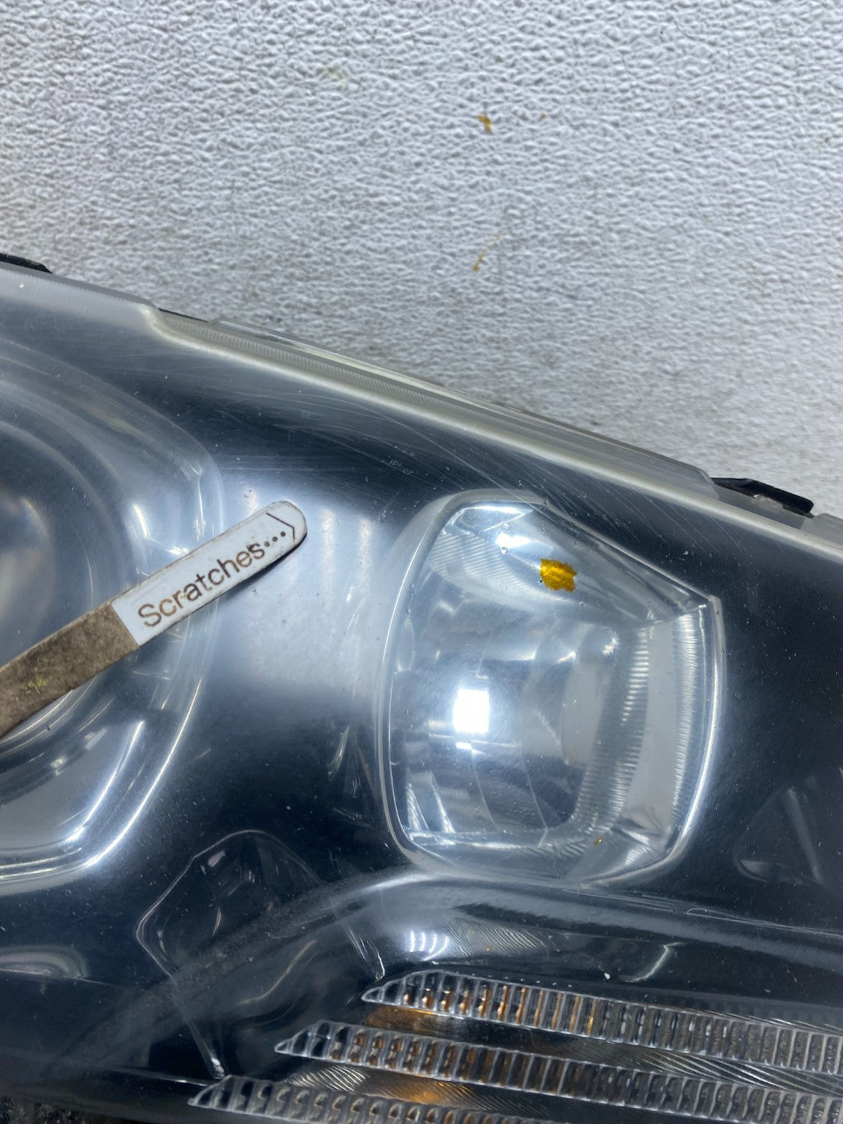 2011 to 2014 Dodge Charger Right Passenger RH Side Xenon Headlight AG2159 DW3