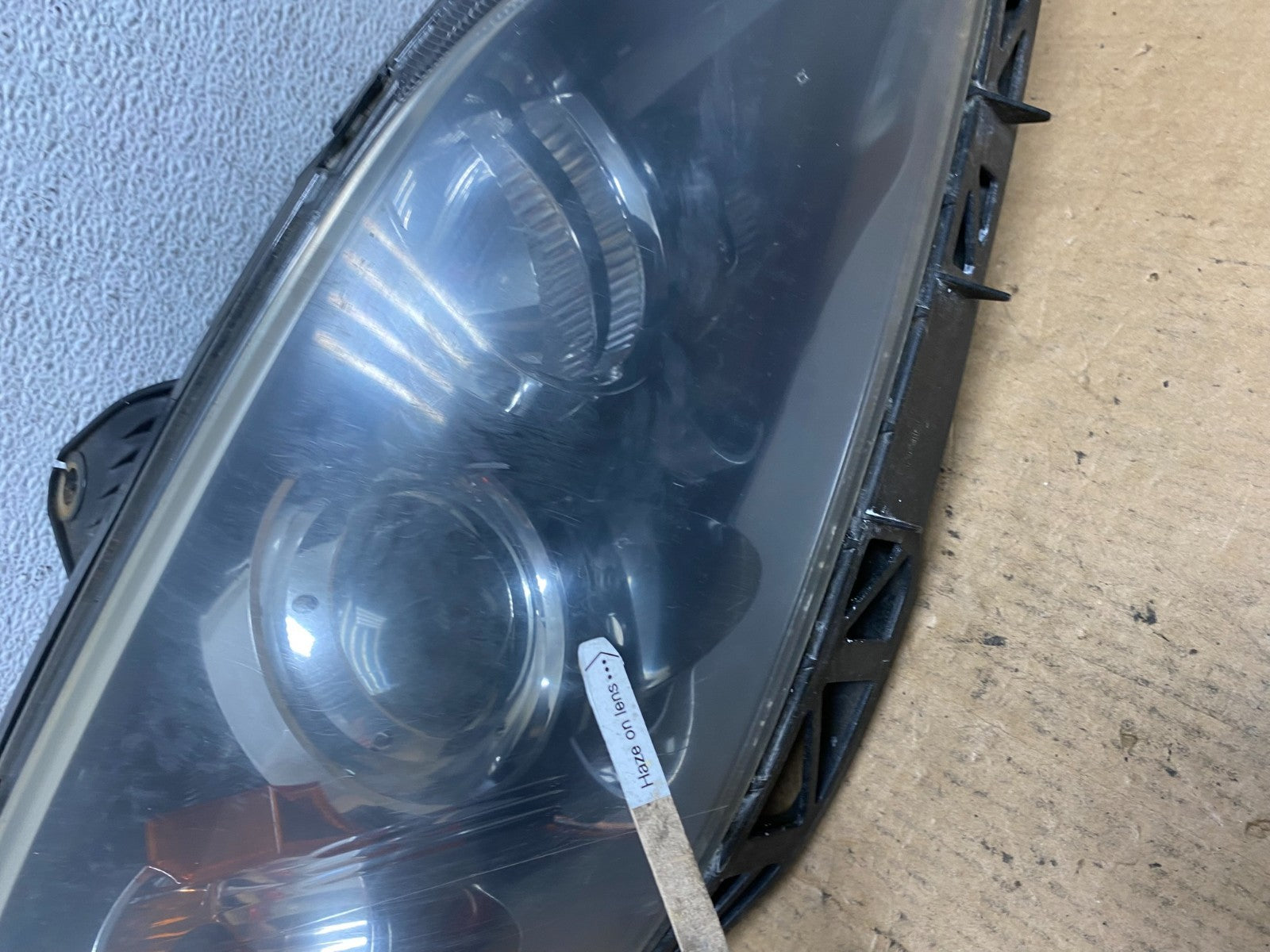 2004 to 2009 Mazda 3 Hatchback Right Passenger Rh Xenon Headlight AD4684 DW4