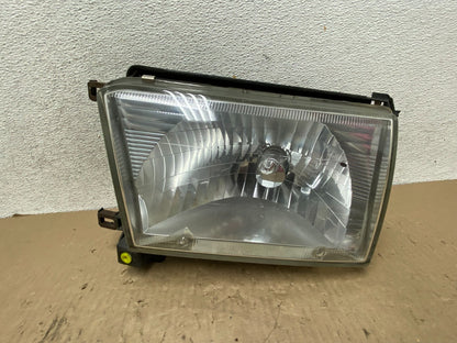 1996 to 2002 Toyota 4Runner Halogen Left Driver LH Headlight AG8081 DW0