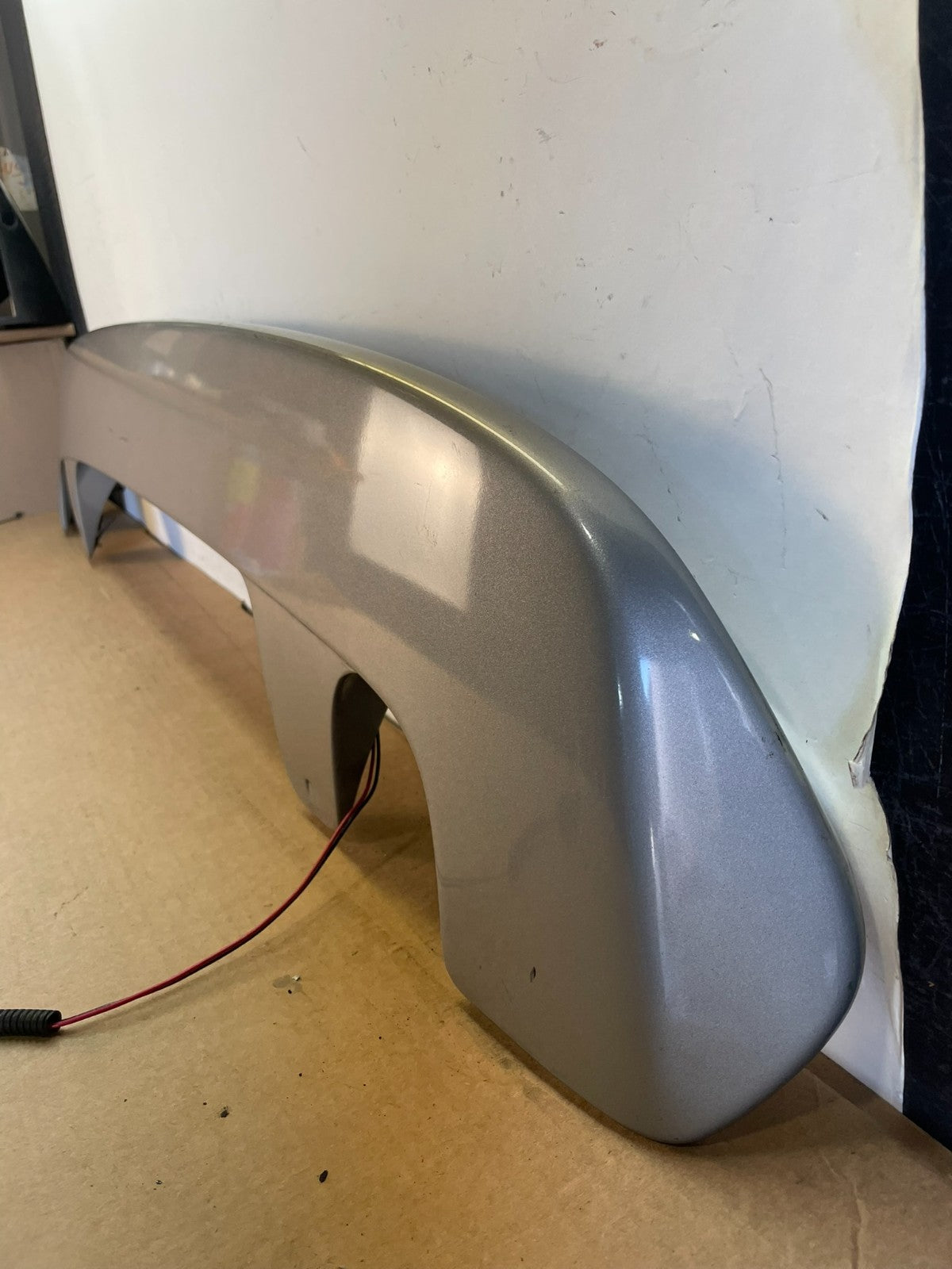 2001 to 2007 Toyota Sequoia 3RD Brake Light Spoiler Wing AF8722 DG1
