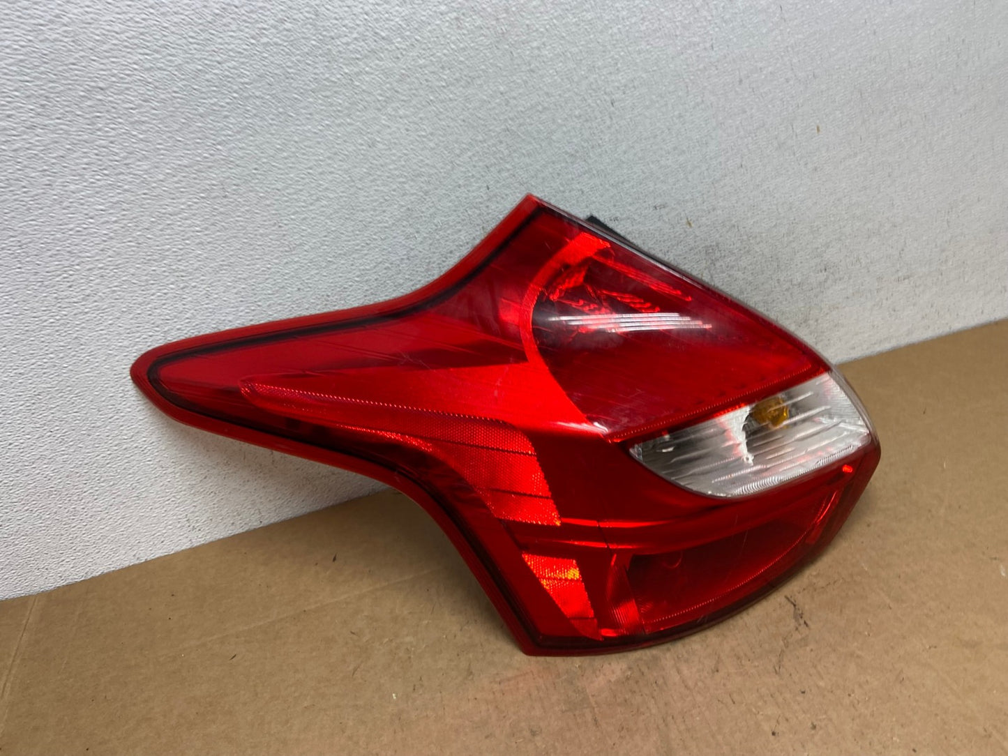 2012 2013 2014 Ford Focus Tail Light Hatchback Left Driver Lh Side AD6103 LK2