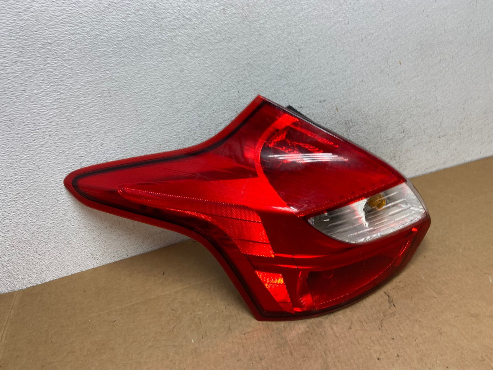 2012 2013 2014 Ford Focus Tail Light Hatchback Left Driver Lh Side AD6103 LK2