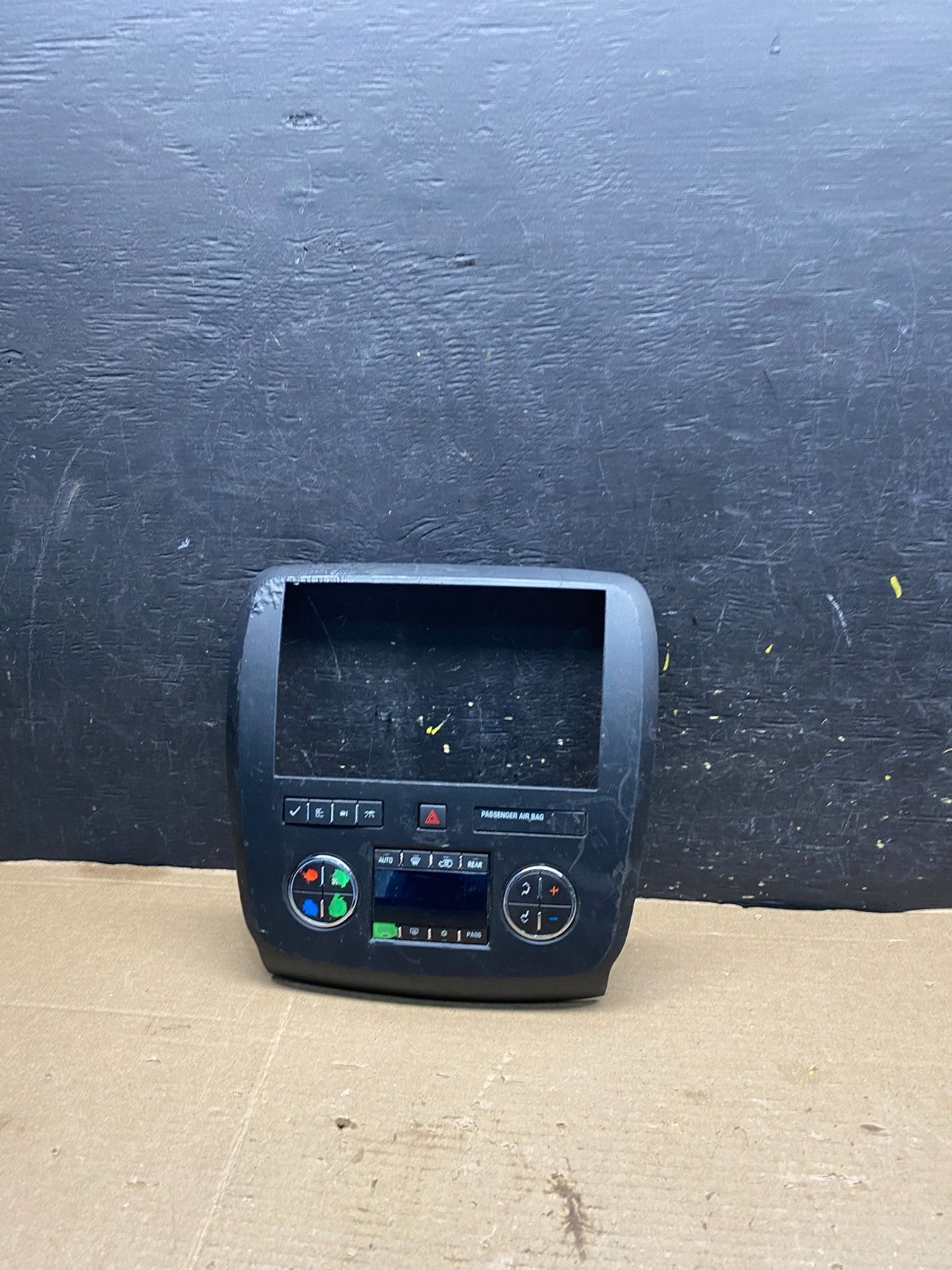 2008 to 2012 Buick Enclave AC Heater Climate Control Unit OEM R2780 DG0