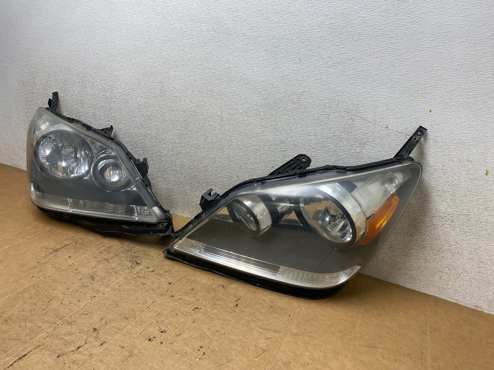 2005 2006 2007 Honda Odyssey Left+Right Set Halogen Headlights T3725 DW1