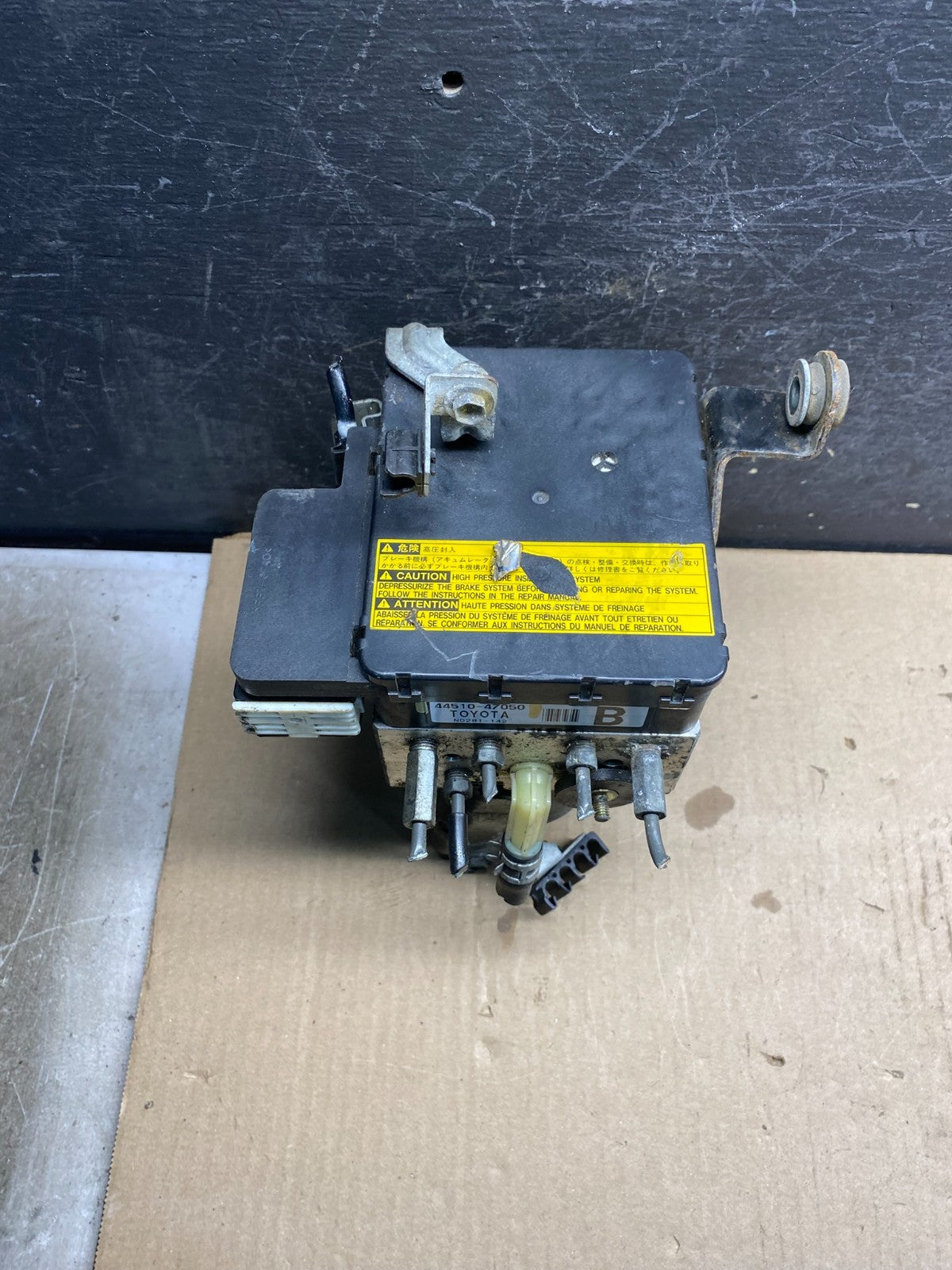 2004 - 2009 Toyota Prius ABS Brake Pump Anti Lock Module AG9692 DG0