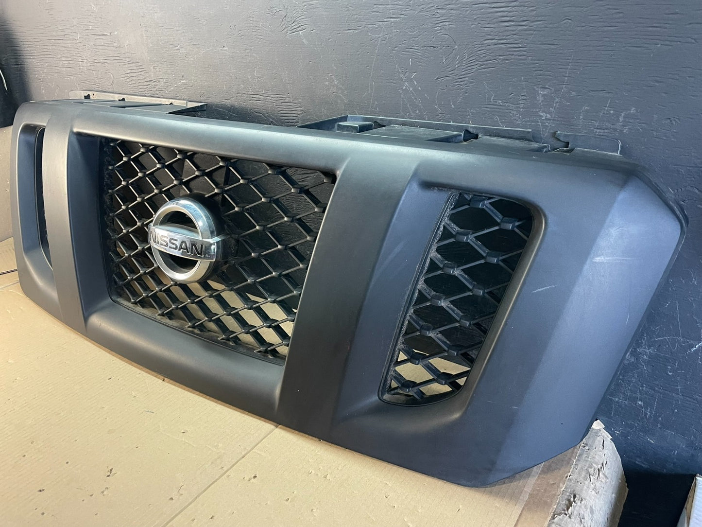 2012 to 2021 Nissan NV1500 NV2500 NV3500 Front Upper Grill Grille AE3583 DG1