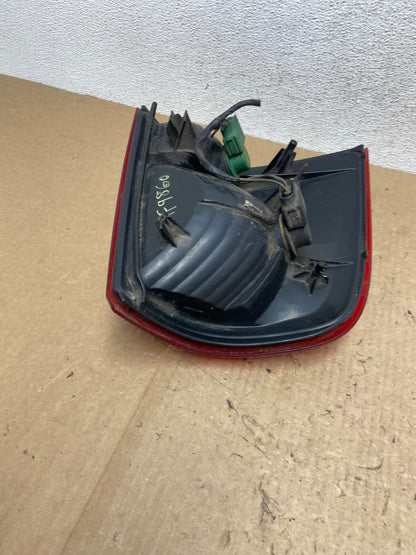 2002 to 2005 Ford Explorer Right Passenger Rh Side Tail light AF9860 LK6