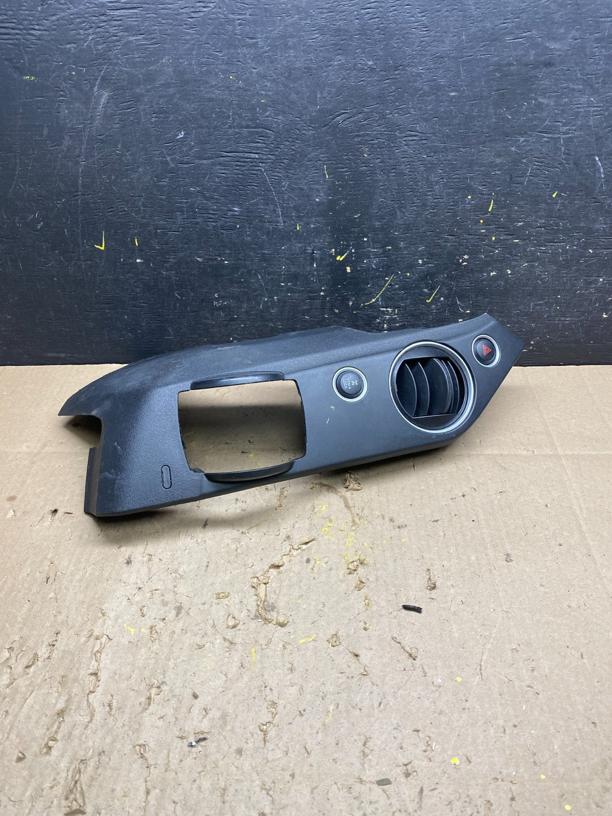 2009 - 2015 Honda Pilot Left Dash Vent Center Panel Bezel u5093 DG0