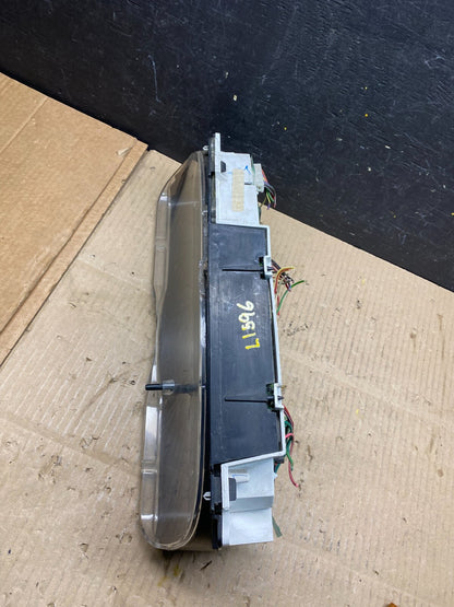2001 - 2002 Ford Econoline E250 E350 Van Speedometer Instrument Cluster L1596 DG4