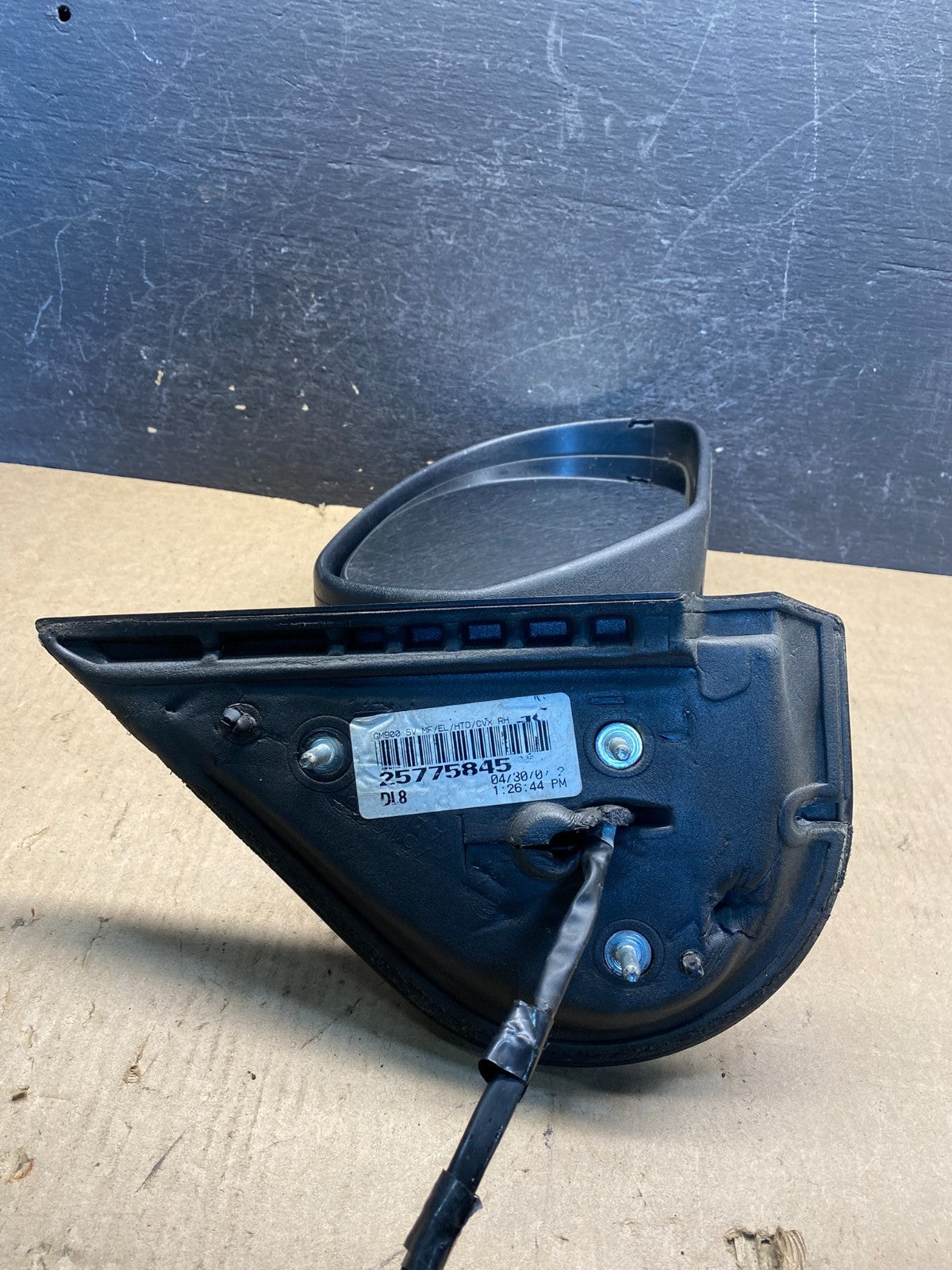 2007-2013 Chevrolet Tahoe Silverado Suburban Right Passenger Mirror AG3488 MS3