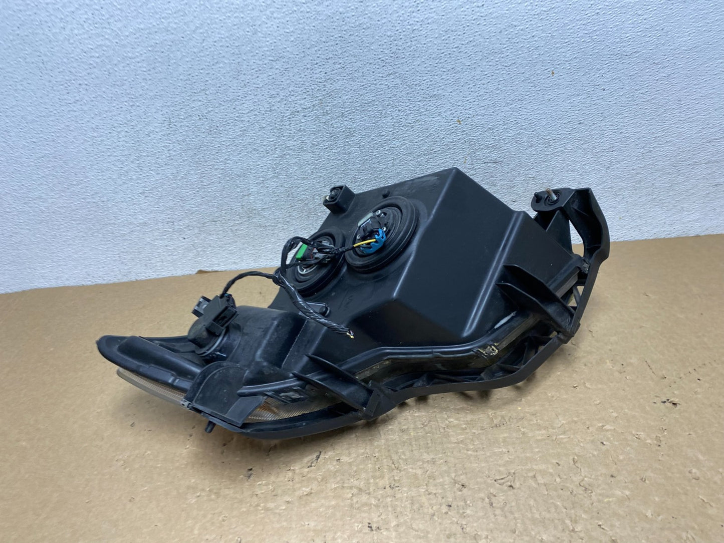2007 2008 2009 2010 Ford Edge Headlight Left Driver Halogen AF8082 DW7