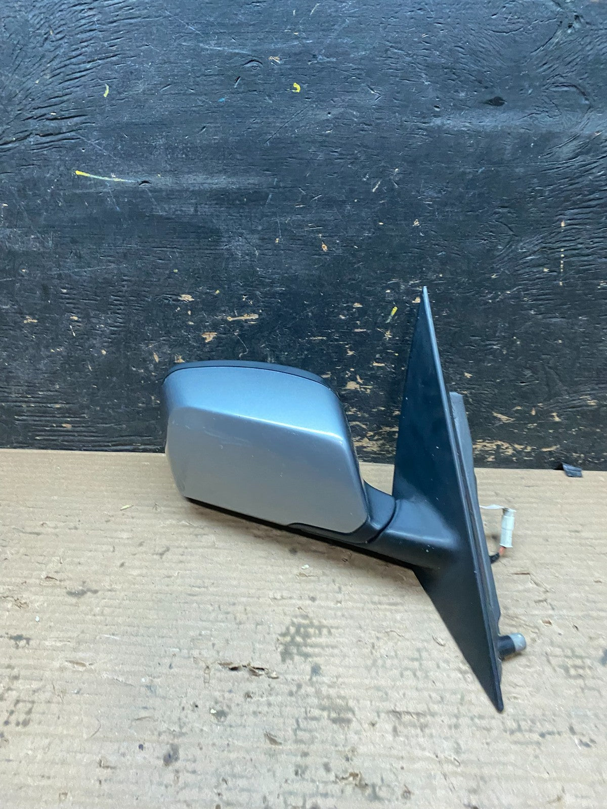 2004 to 2009 BMW X3 Right Passenger Door View Mirror V2606 DG0