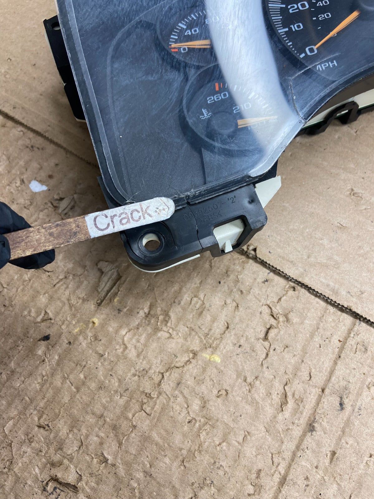 2004 to 2007 Chevrolet Express Speedometer Cluster Gauge AG0319 DG2