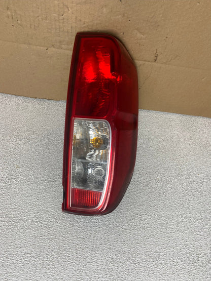 2005 to 2014 Nissan Frontier Right Passenger RH Side Tail light OEM AB6166 LK0
