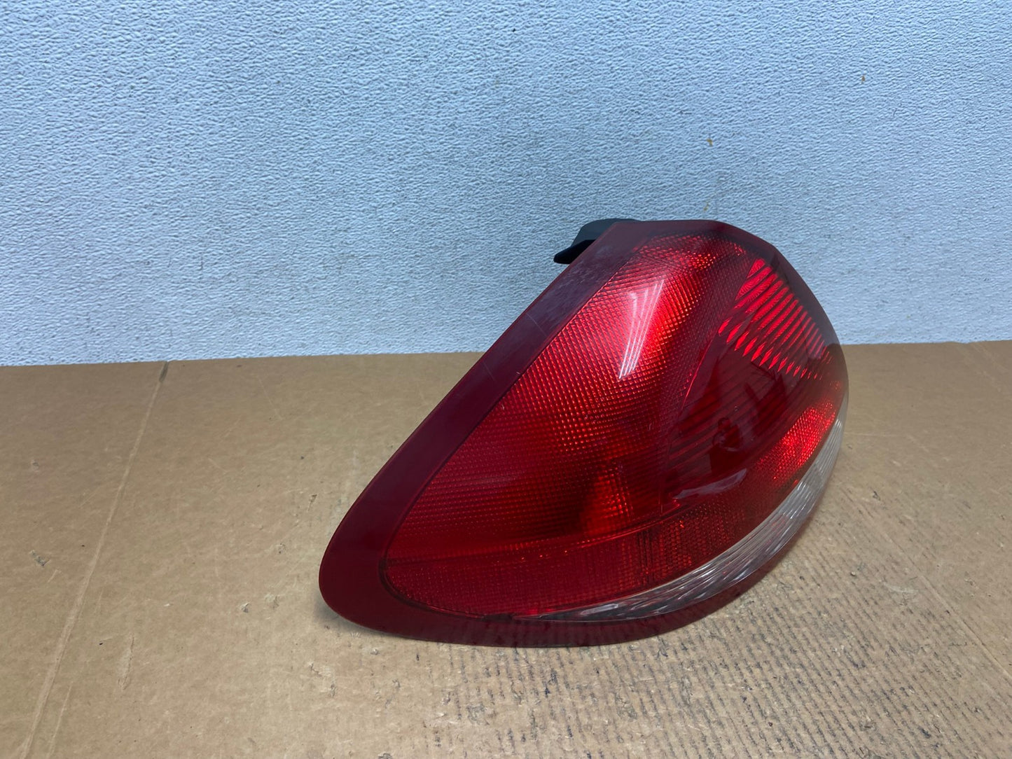 2004 2005 2006 2007 Ford Taurus Left Driver LH Side Tail Light AE1393 LK2