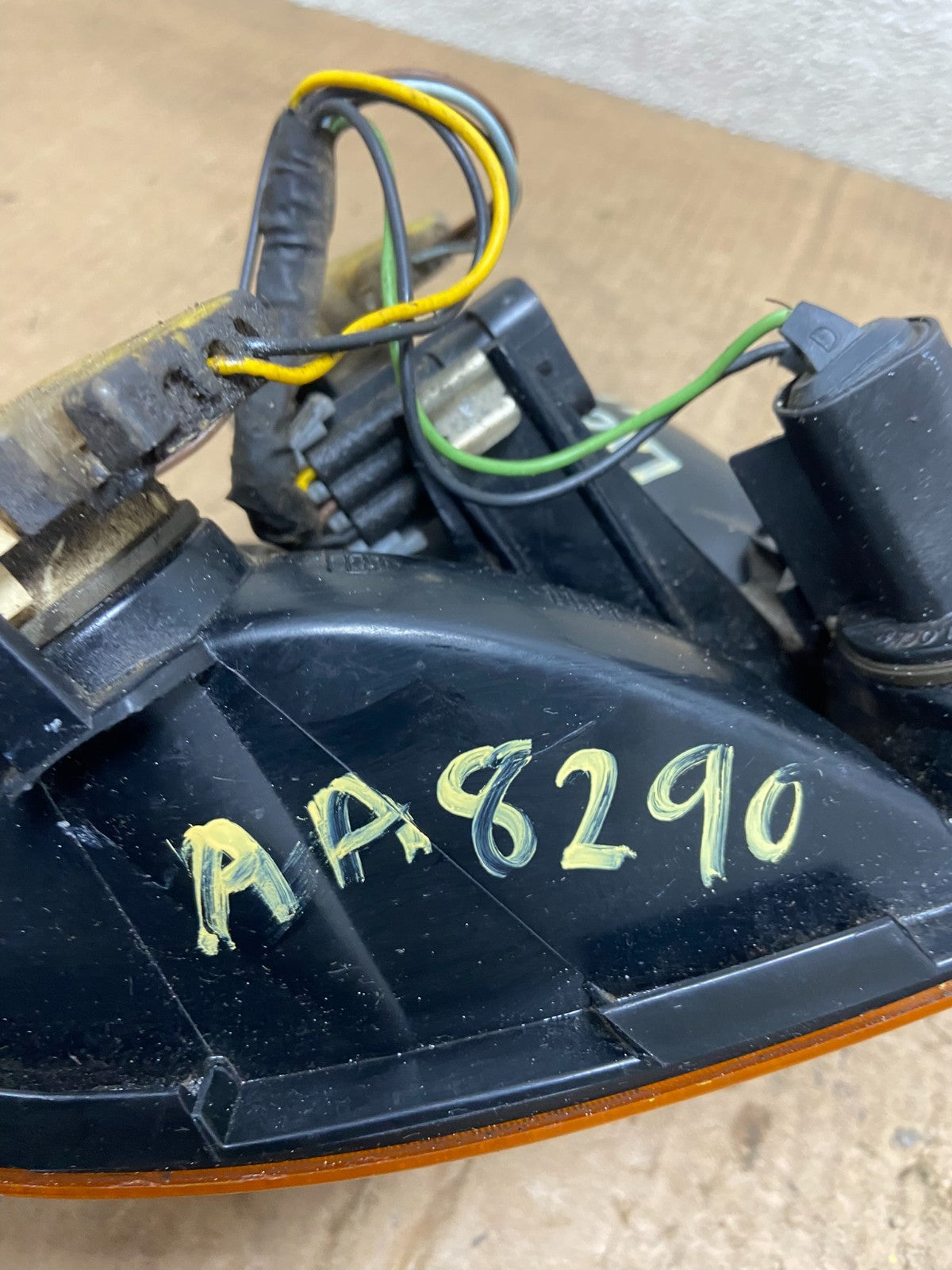 1996 - 1997 Saturn SC1 Right Passenger RH Side Tail Light OEM AA8290 DW6
