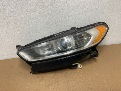2013 to 2016 Ford Fusion Left Driver Lh Side Headlight Oem AB6516 DW0