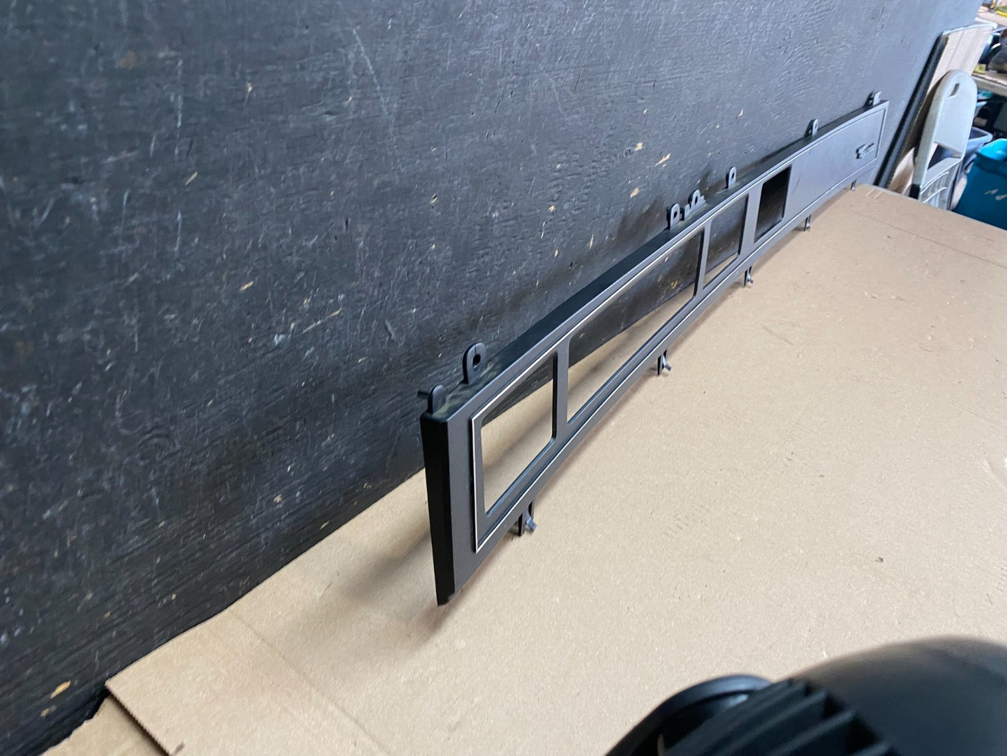 1988-1994 Buick Regal Gran Sport Gauge Cluster Speedometer Dash Bezel P5886  DG2