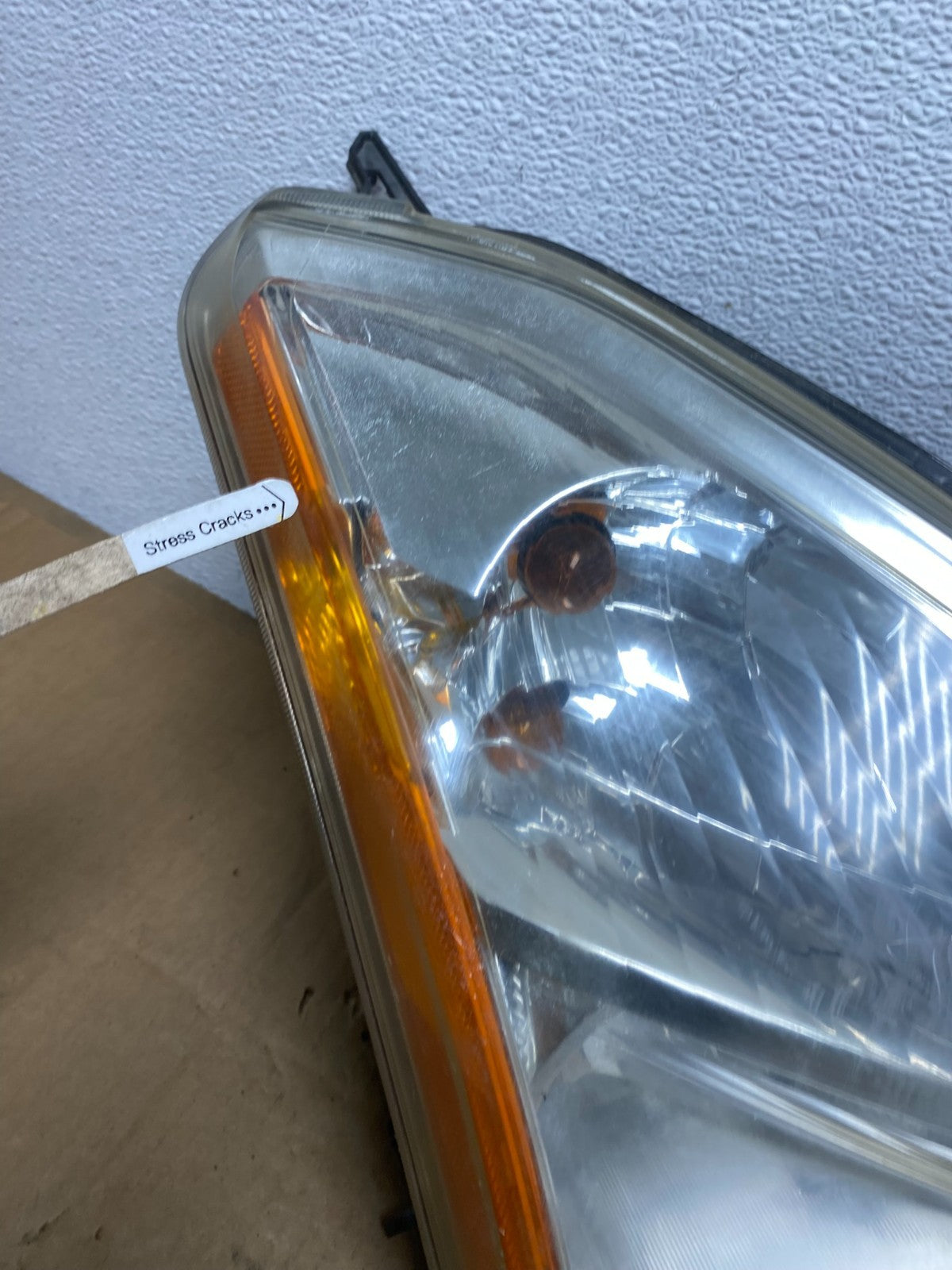 2009-2013 Nissan Rogue Right Passenger Halogen Headlight AD0942 DW4