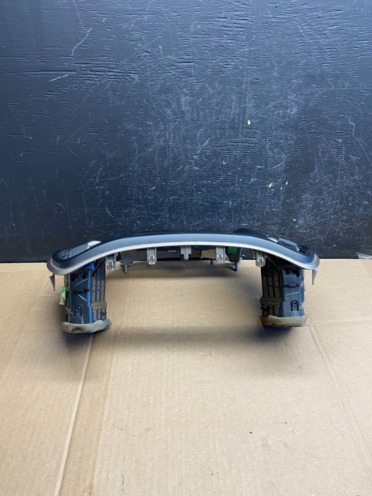 2014 to 2020 Jeep Cherokee Center Radio Climate Control Vent Bezel ad2076 DG3