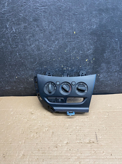 2013 2014 Ford Focus Ac Heater Climate Control Temperature ag8449 DG0
