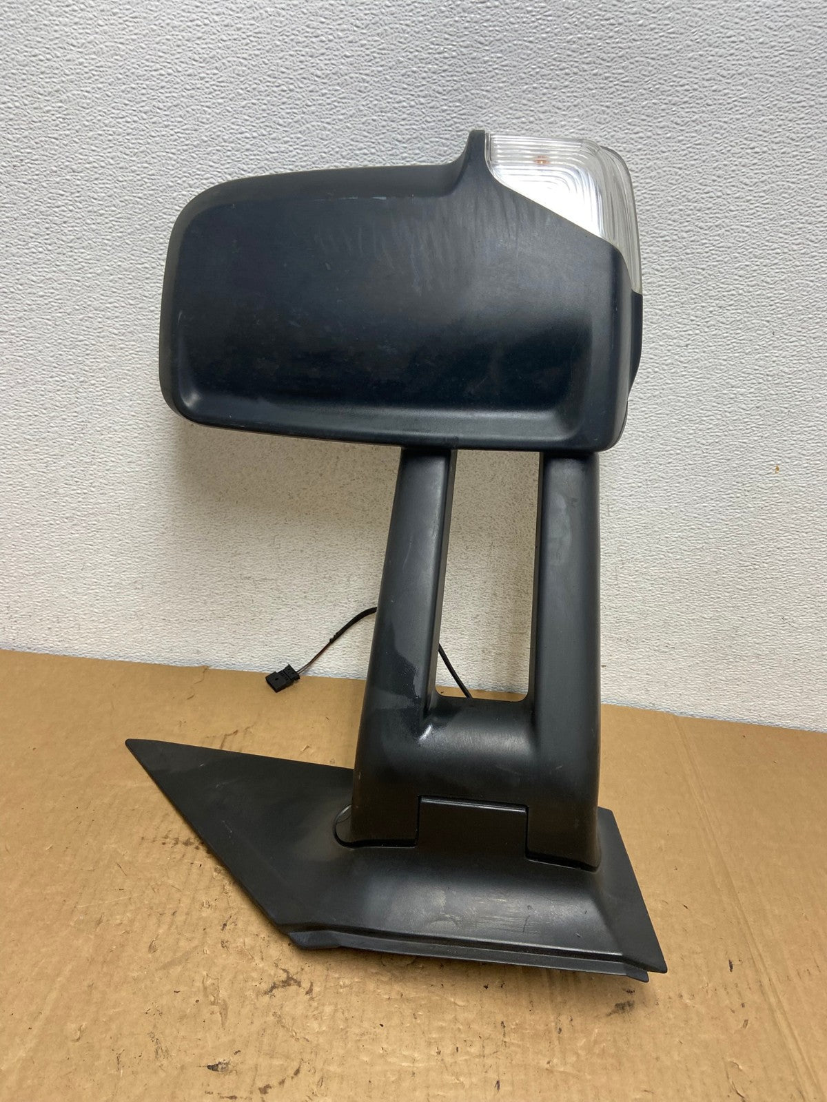 2007 to 2018 Mercedes-Benz Sprinter Left Driver Side View Door Mirror W9017 DW0