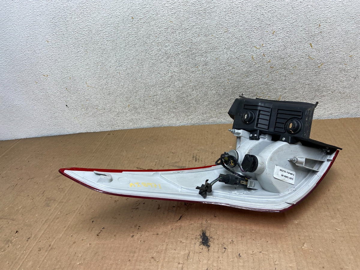 2013 to 2016 Ford Escape Right Passenger RH Side Tail Light AI8971 LK5