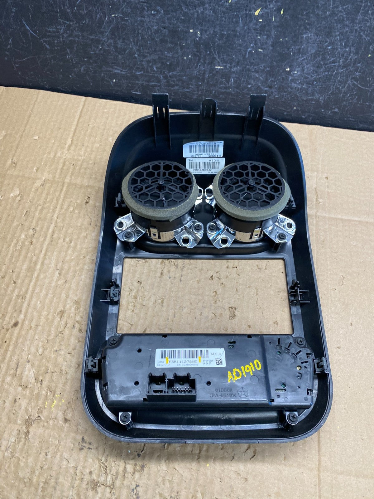 2011 to 2017 Jeep Compass Dash Climate Temperature Control Radio Bezel AD1910 DG3