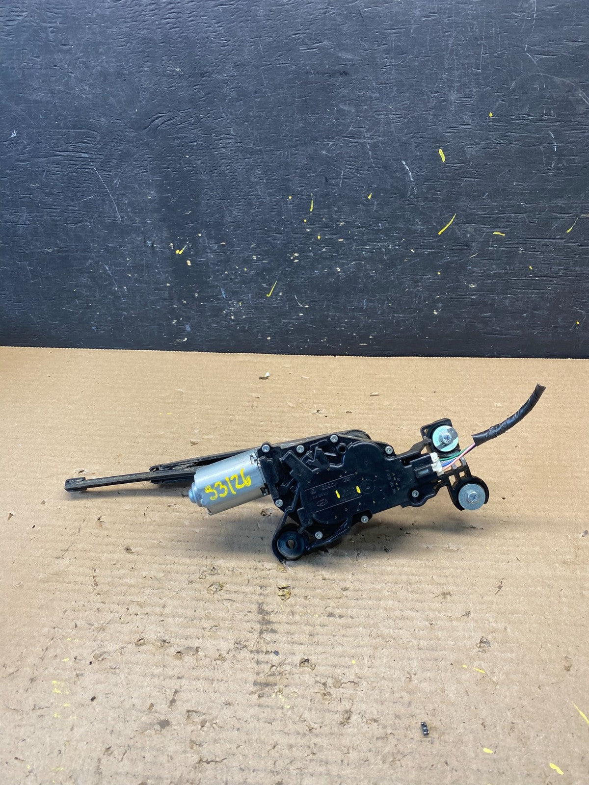 2012 - 2017 Hyundai Veloster Rear Glass Windshield Wiper Motor S3126 DG5
