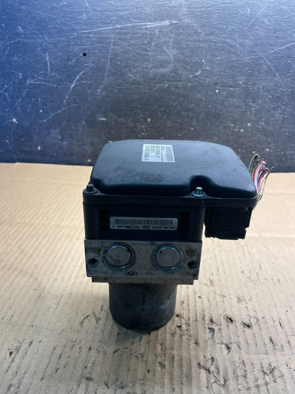 2007 to 2013 BMW X5 E70 ABS Anti-Lock Brake Pump Module OEM x8785 DG1