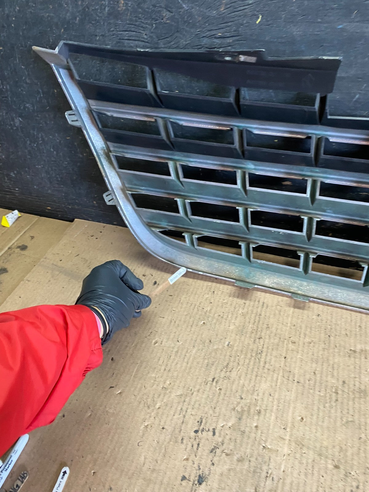 2008 to 2010 Chrysler Town & Country Front Upper Grill Grille Oem T0112 DG6
