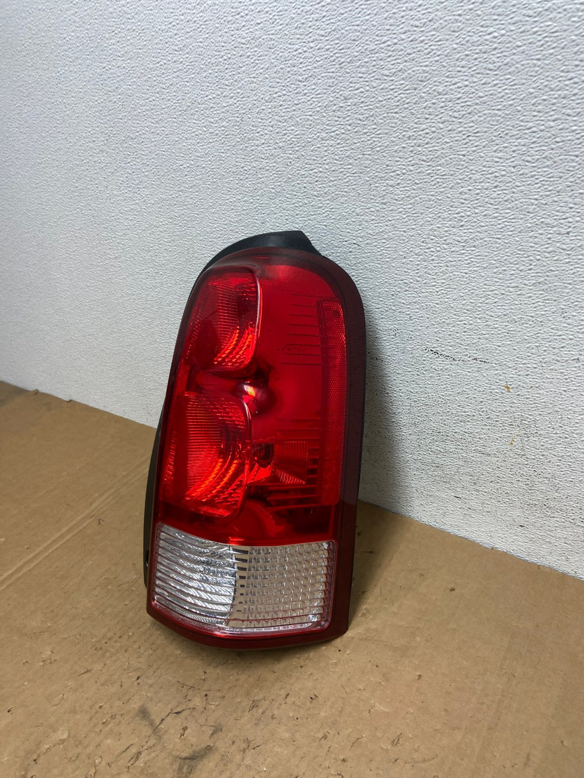 2005 - 2009 Pontiac Montana / Uplander Right Passenger Tail Light AD3196 LK1