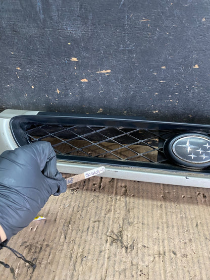 1996 Subaru Impreza Front Upper Grille Grill Q3383 DG4