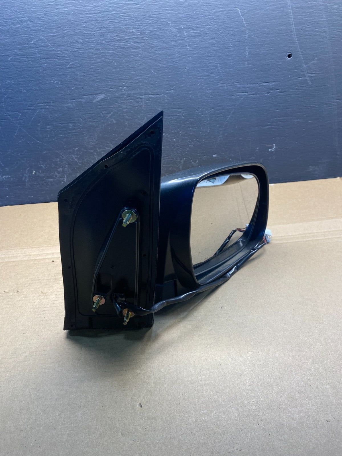 2006 to 2010 Toyota Sienna Right Passenger View Mirror AC4358 MS10