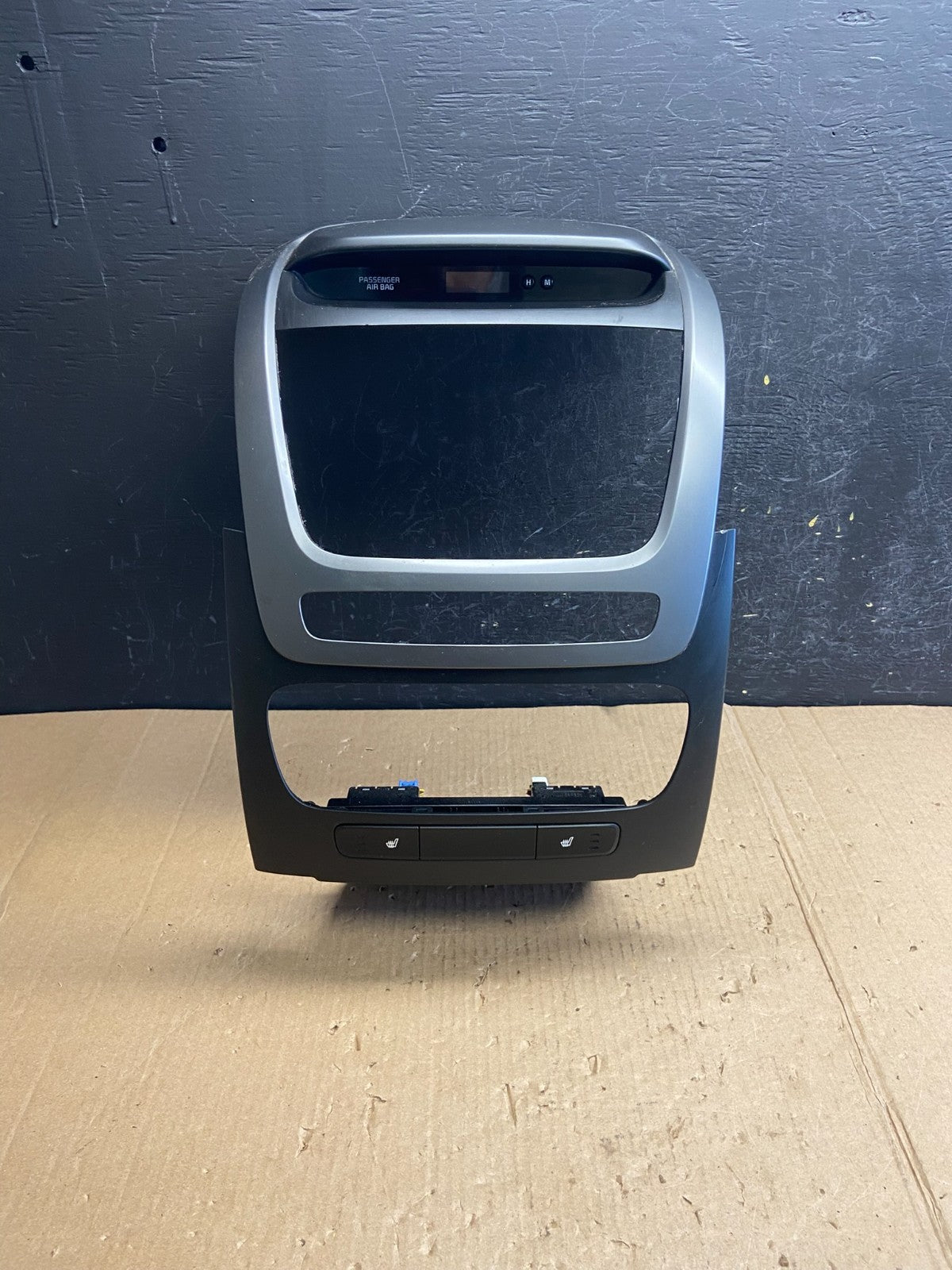2014 2015 Kia Sorento Center Radio Climate Control Clock Trim Heat Seat AE38450