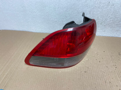 2001 to 2002 Honda Accord Sedan 4door Left Driver LH Tail Light AE9530 LK2