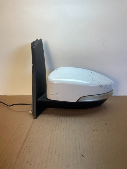 2013 to 2016 Ford C-Max Left Driver Side View Door Turn Signal Mirror AG7791 DW0