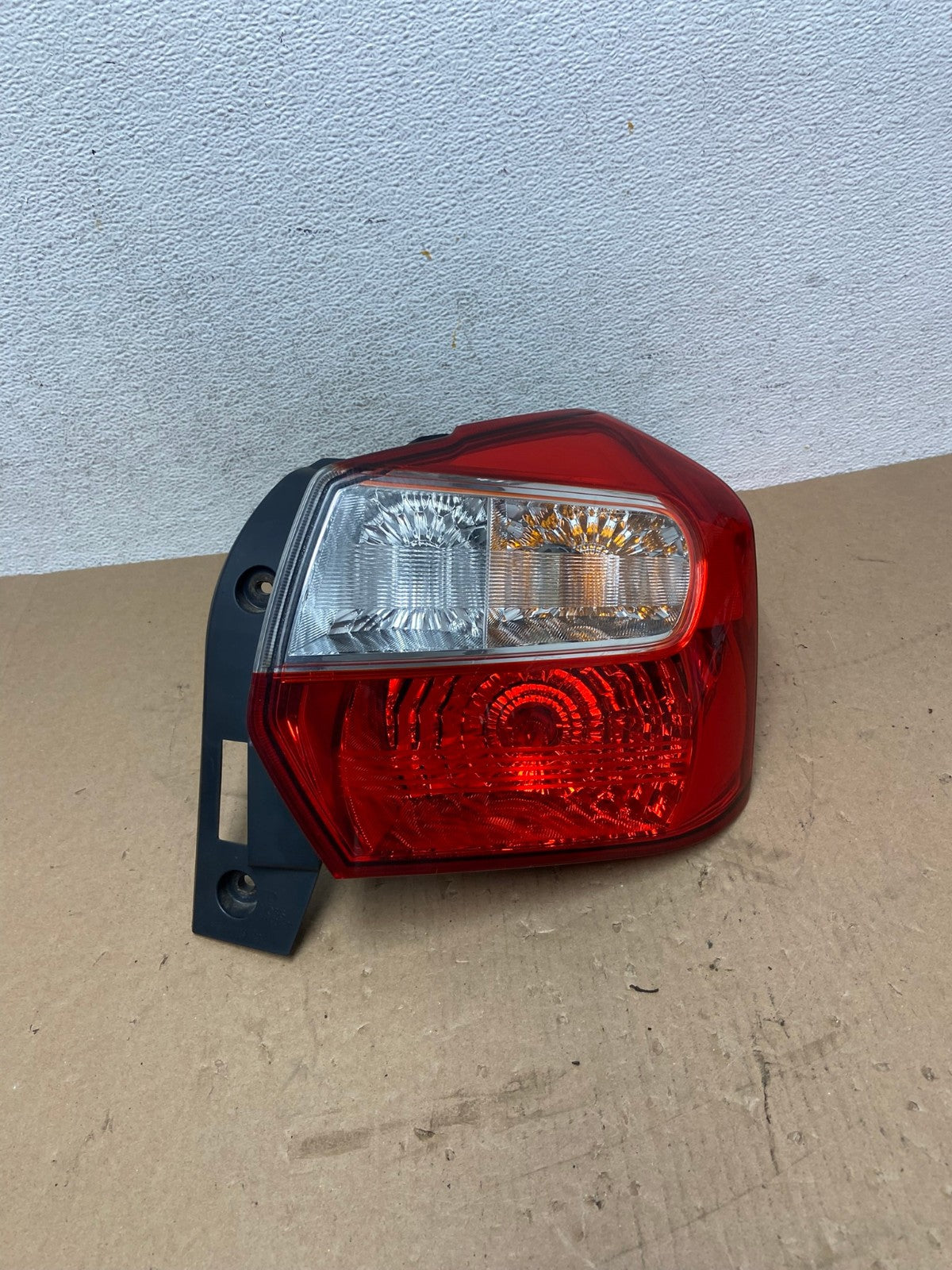 2012-2016 Subaru Impreza Crosstrek Right Passenger Tail Light AD7674 LK0
