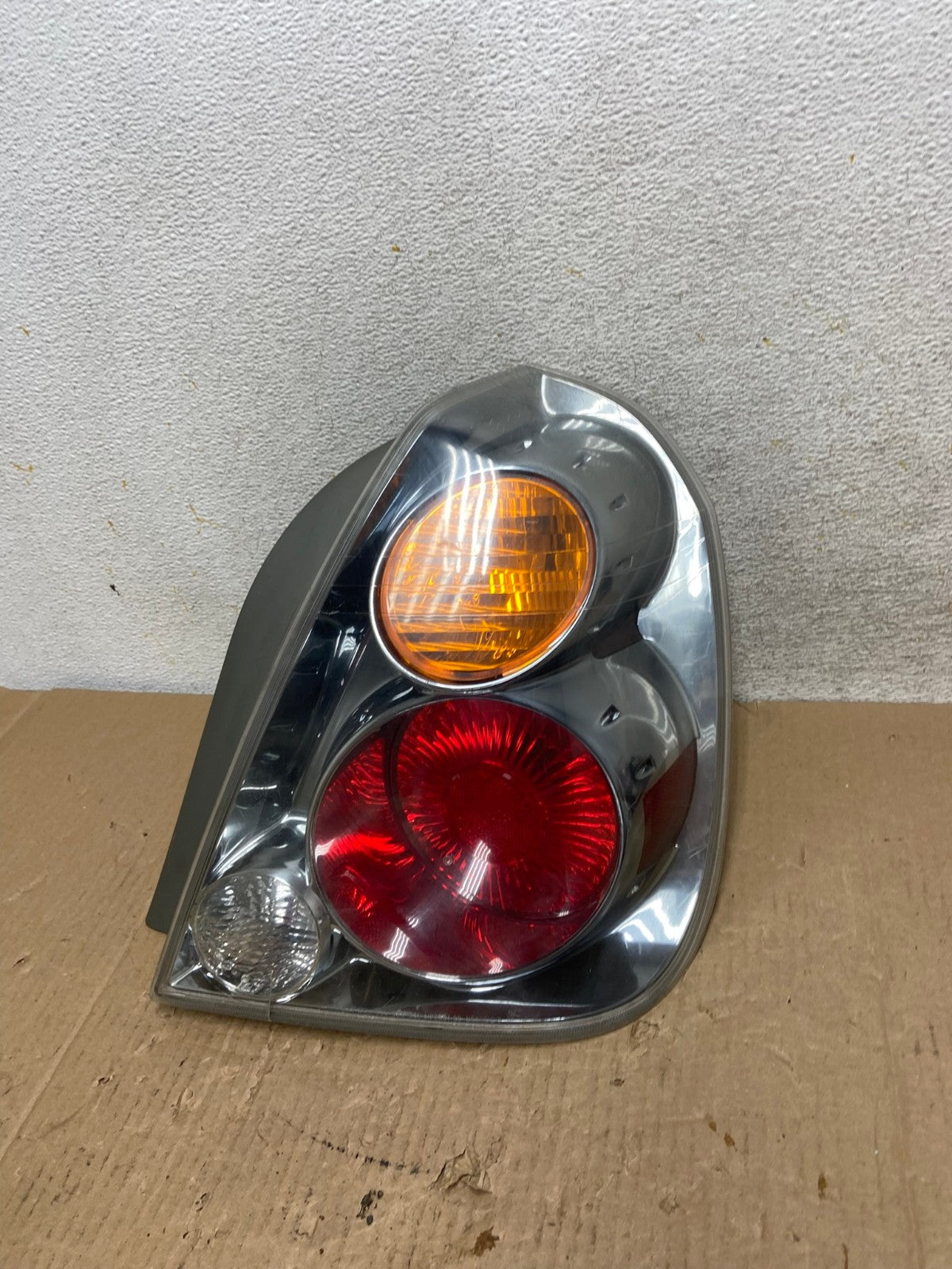 2002 2003 2004 Nissan Altima Right Passenger Rh Tail Light Side AI1300 LK0