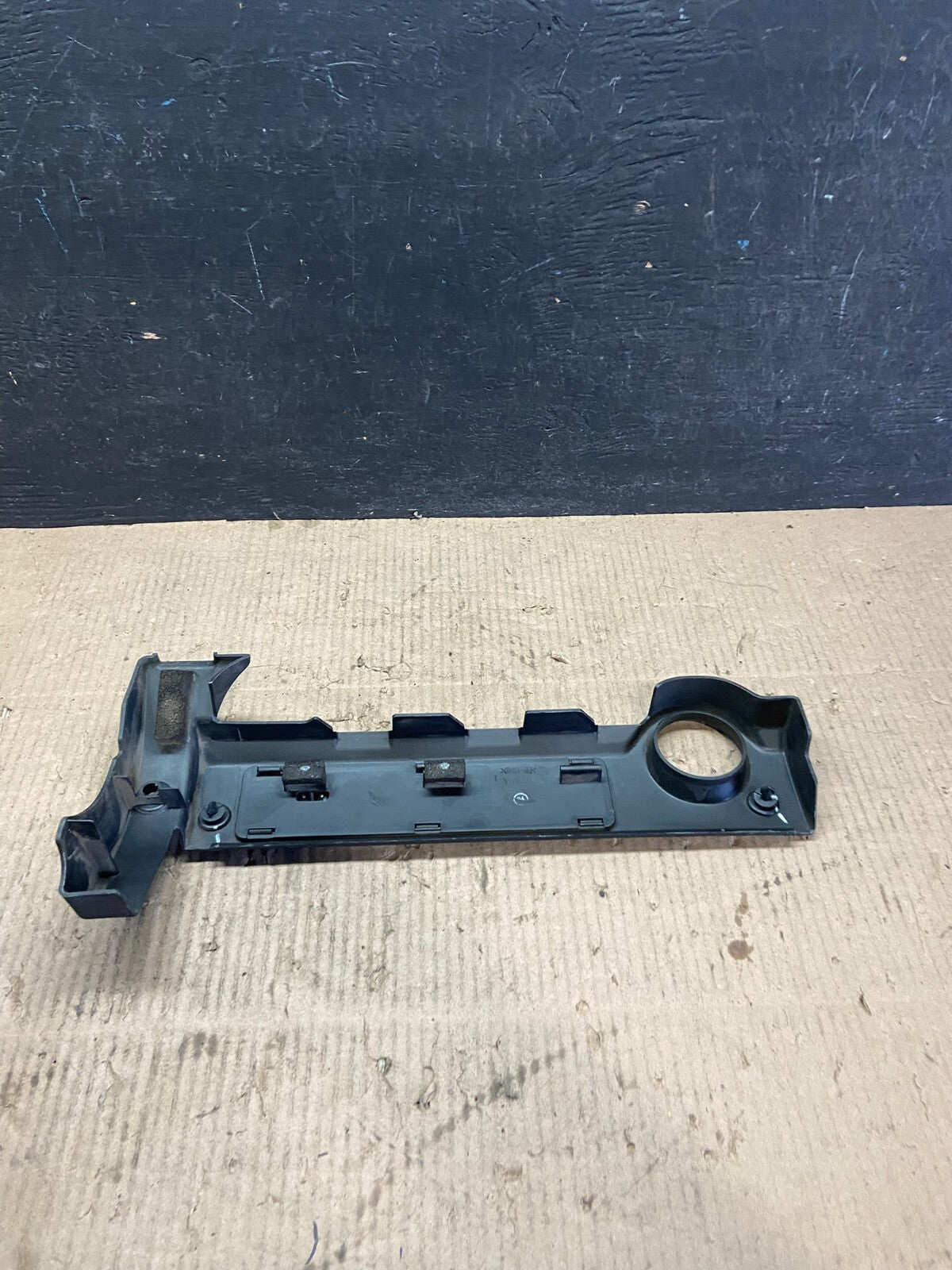 1999 to 2003 Acura TL 3.2L VTEC Engine Motor Cover Front Trim i3625 DG1 OEM5