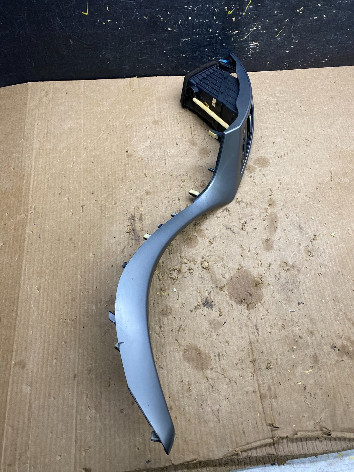2014-2016 Hyundai Elantra Center Left Pad Garnish Trim Bezel Air Vent Z7171 DG2